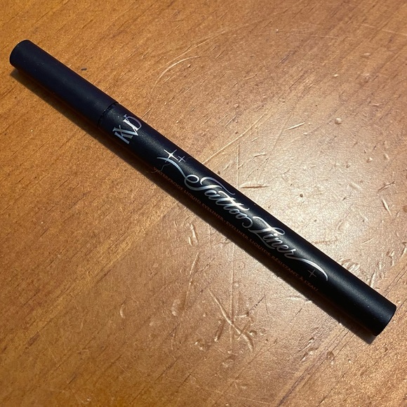 Kat Von D Tattoo Liner Waterproof Liquid Eyeliner - Picture 5 of 16